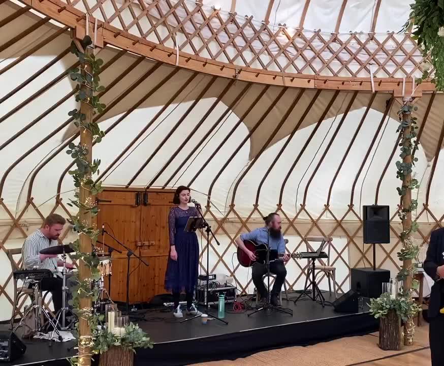 Image of Wandering West performing at Wedding Receptions